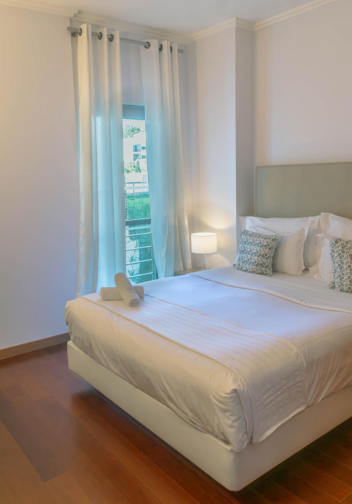 Villa Doris Suites Лагуш Екстер'єр фото