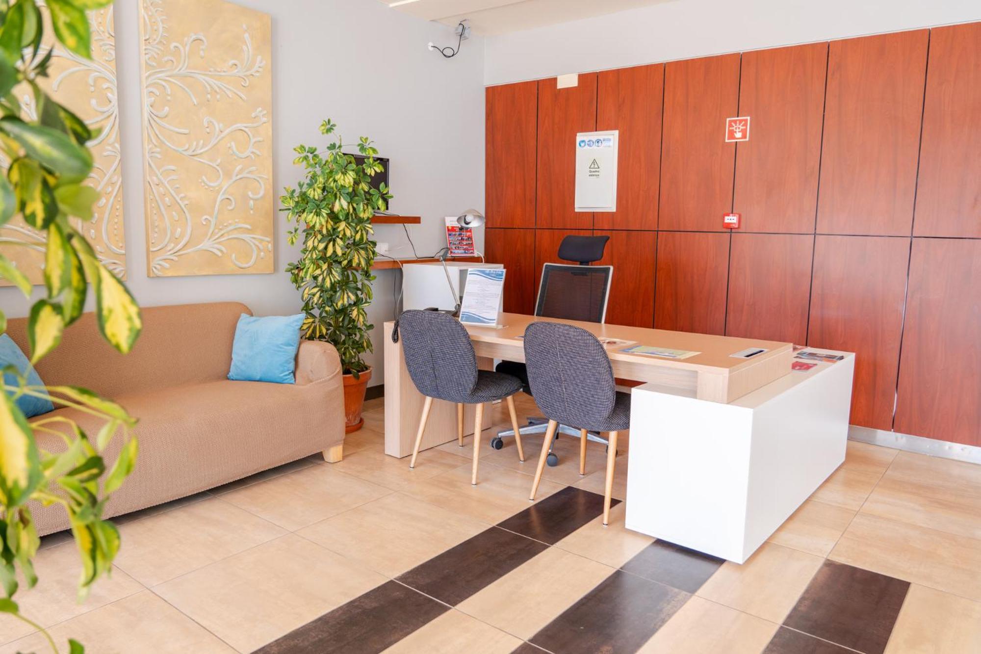 Villa Doris Suites Лагуш Екстер'єр фото