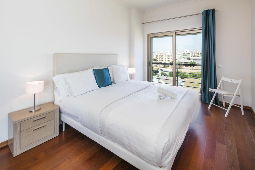 Villa Doris Suites Лагуш Екстер'єр фото